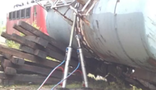 爪式千斤頂也能修地鐵和地鐵軌道