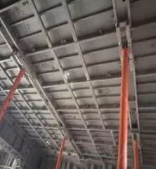 液壓爪式千斤頂在建筑用鋁合金模板搭建中的應(yīng)用
