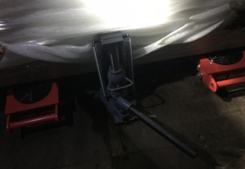 爪式千斤頂讓大件機(jī)床搬運工作更輕松
